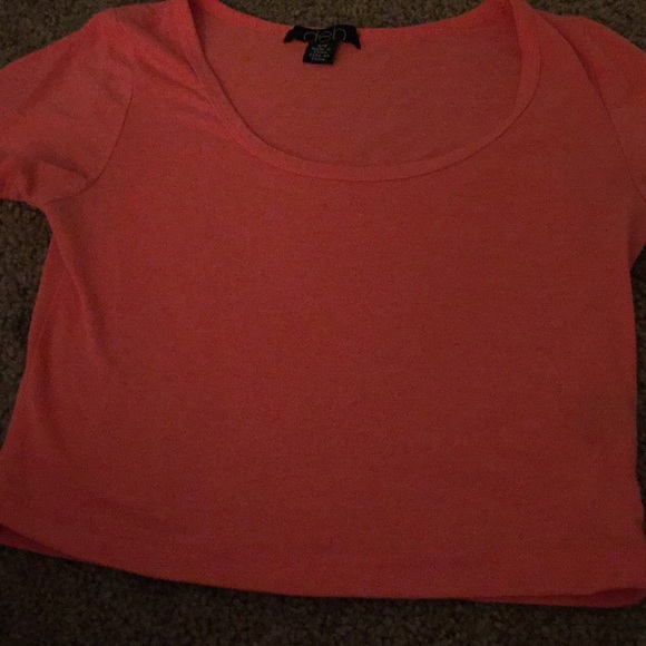 Cute Deb Brand Small Pink Crop Top - Picture 1 of 3